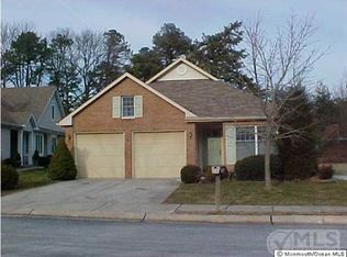 1532 Scholar Pl, Toms River, NJ 08755