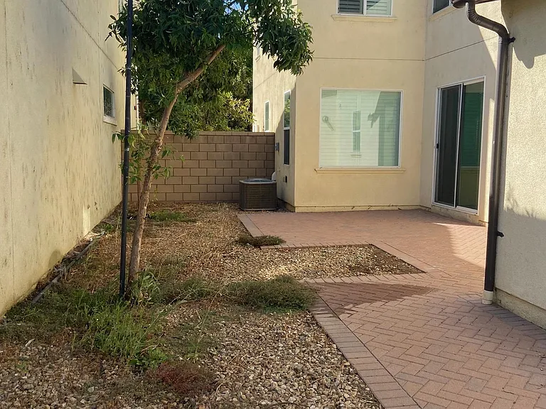 3227 S Hampton Way — Photo 11