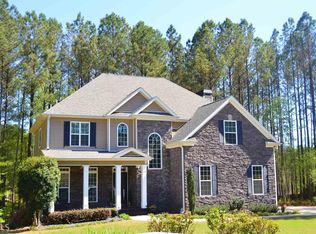 417 Sarah Ct, Senoia, GA 30276