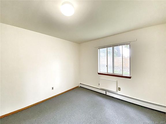 2nd image of 53 1/2 Glenwood Ave #B