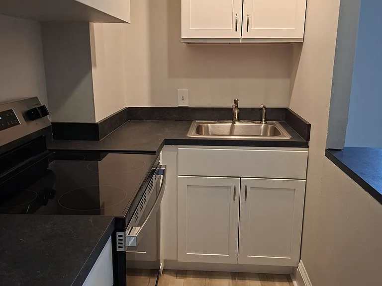 9 N Beacon St #3-02 — Photo 2