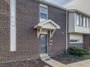 12306 Rossridge Ct, Saint Louis, MO 63146