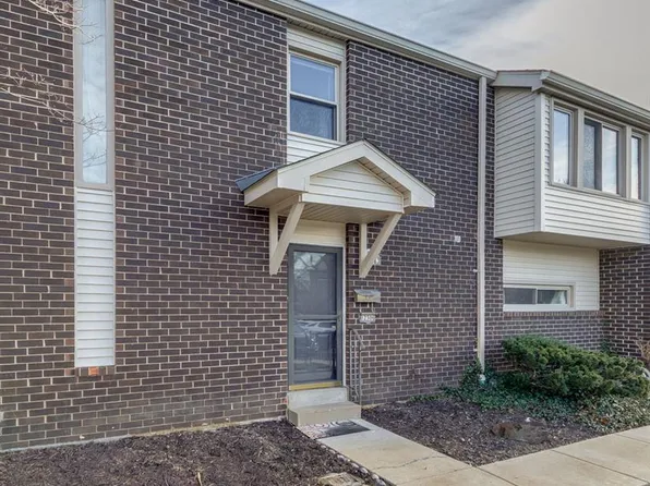 12306 Rossridge Ct, Saint Louis, MO 63146