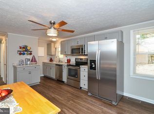 12403 Channelview Dr, Newburg, MD 20664