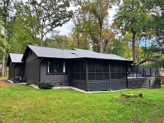 5th image of 35 Wildwood Cir
