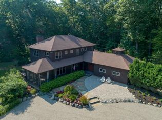 668 N Farms Rd, Northampton, MA 01062