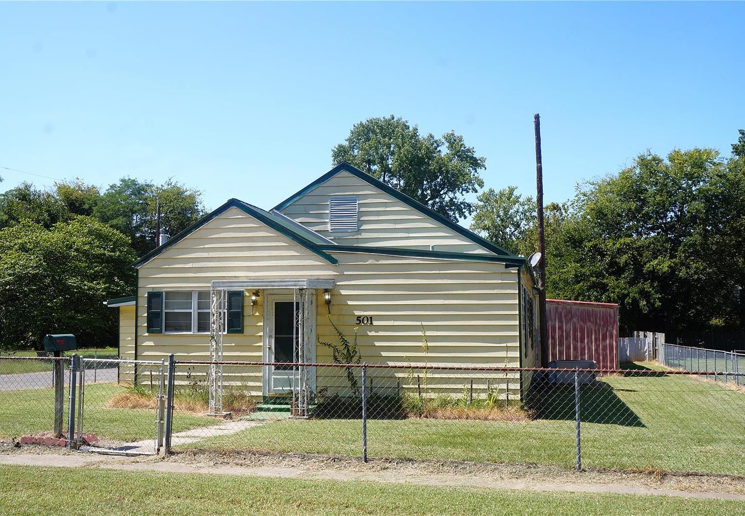 501 N Everett St, MO 63857 MLS 23056363 Zillow