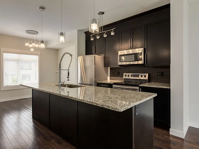 W Skyview Point Pl NE — Photo 22