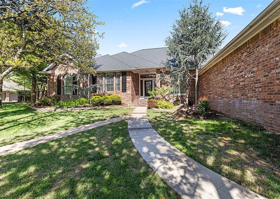 1st image of 9608 Misty Hollow Ln