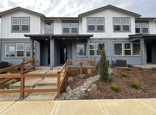 6588 SE Nasha St, Hillsboro, OR 97123