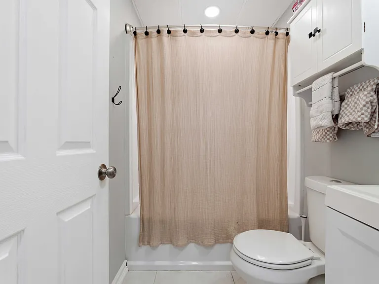 64 Foster St #305 — Photo 11