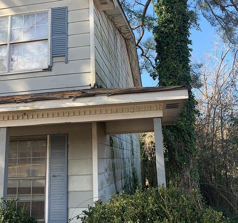 2nd image of 3319 Elamville St