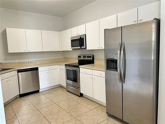 3rd image of 4264 SW 132nd Way #Townhouse 9103