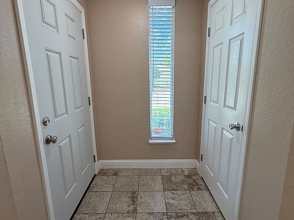 2nd image of 6904 Trovita Way