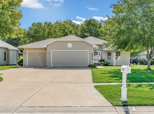 3918 SW Stonybrook Dr, Topeka, KS 66610