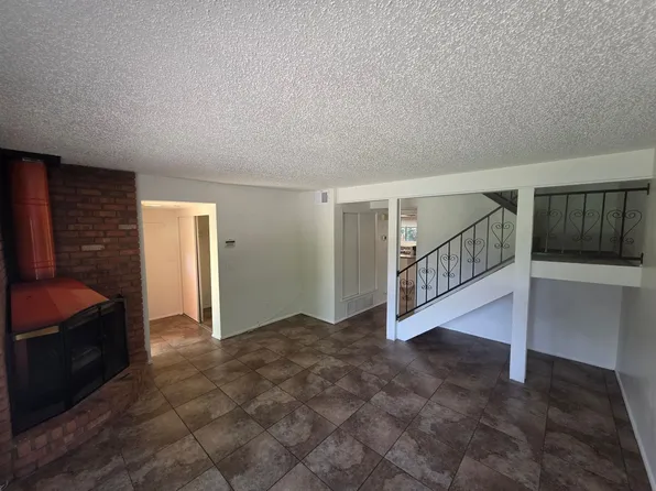 3885 N Fanning Dr, Flagstaff, AZ 86004