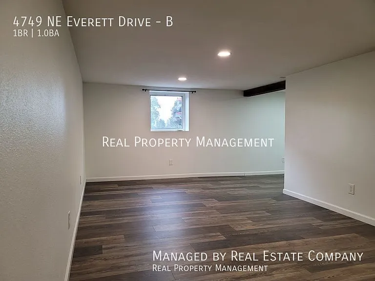 4749 NE Everett Dr #B — Photo 3