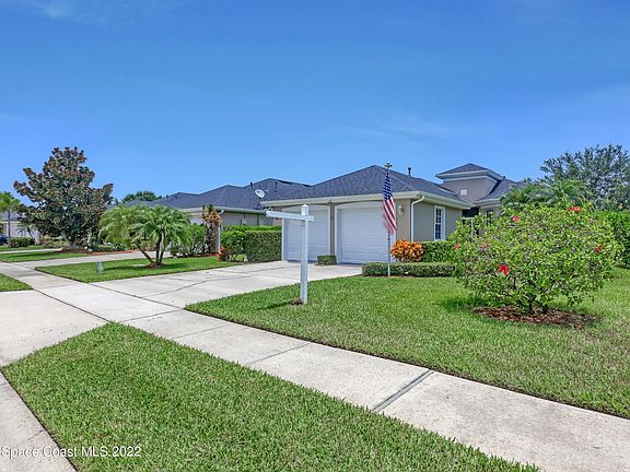 2nd image of 4229 Woodhall Cir