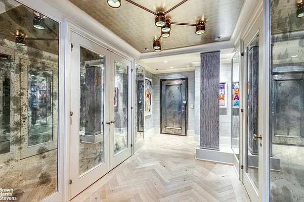 Sold by Brown Harris Stevens | media 25