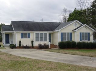 204 Hunters Farm Dr, Raleigh, NC 27603