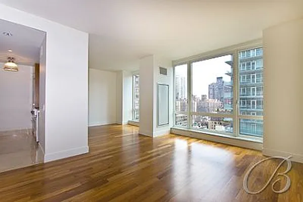 Sold by Bellmarc Realty | media 28