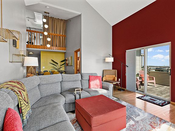 5th image of 301 Harbour Town Dr APT 431