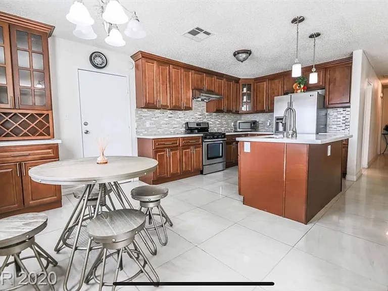 3462 Myrtle Ave — Photo 30