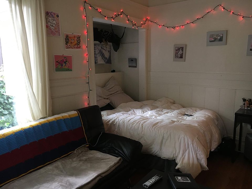 2nd image of 2214 Haste St APT 2