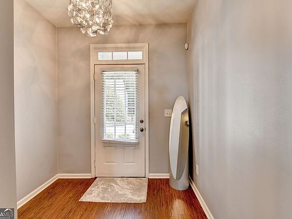 4th image of 2432 Birkhall Way