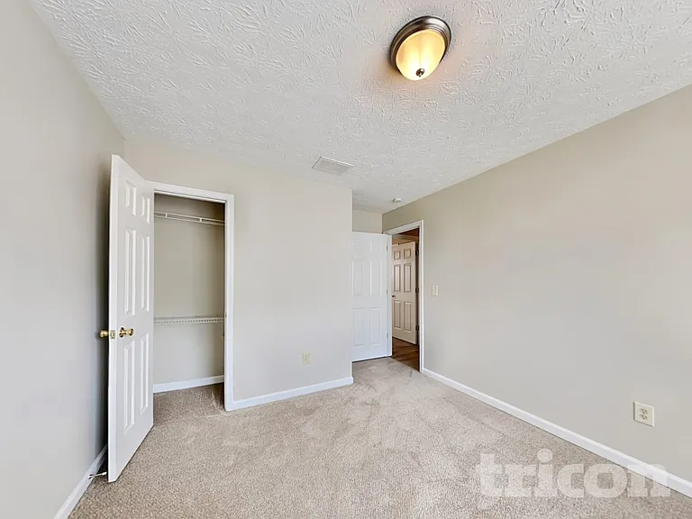 1475 Watercrest Cir — Photo 11
