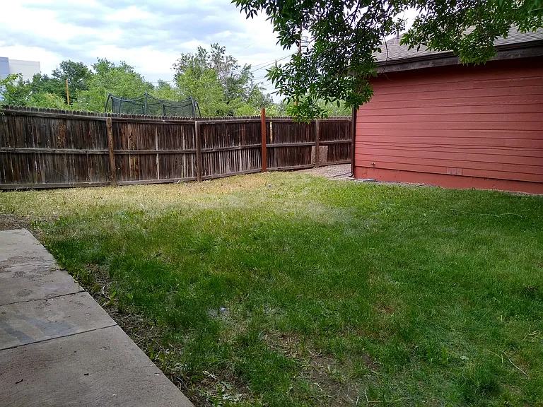 460 S Fenton St — Photo 38