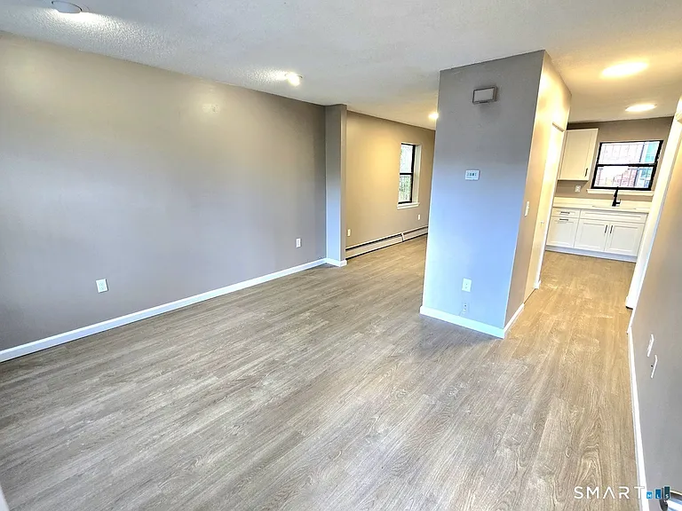 274 Bellevue St — Photo 5