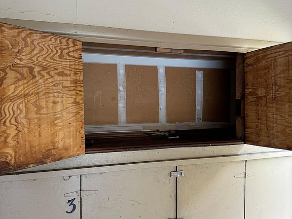 4th image of 1021 W Sierra Madre Ave APT 1