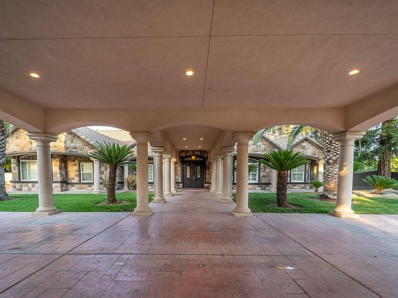 4th image of 32670 Ray Court
