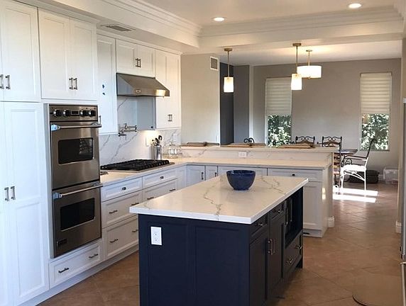 3rd image of 7420 Cliffside Ct