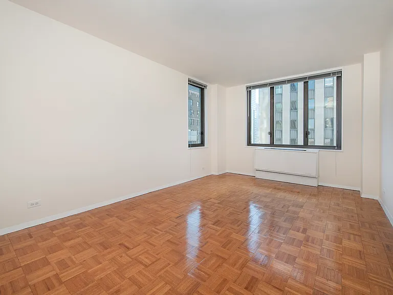 211 W 56th St #D3 — Photo 7