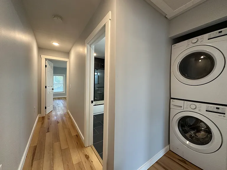 128 Caroline Ave #1 — Photo 40