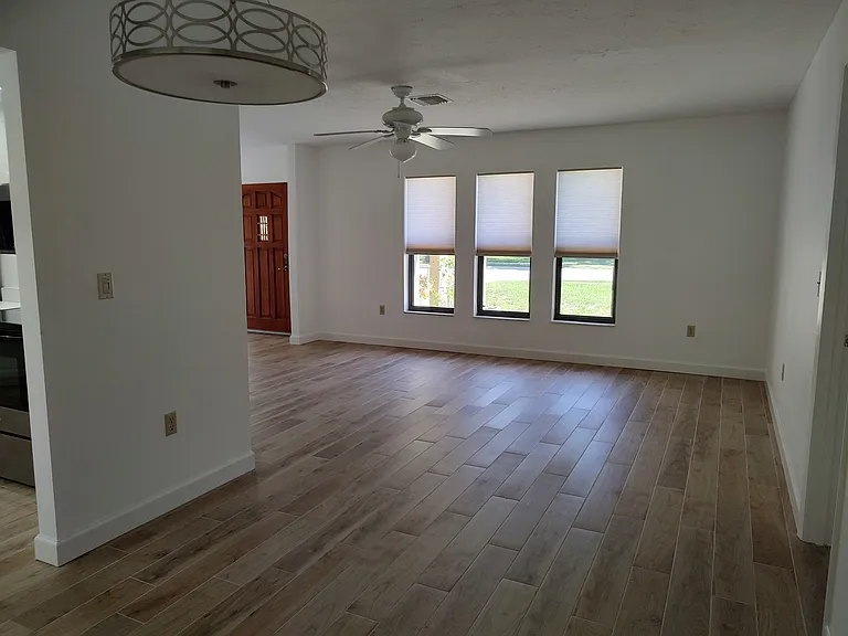 5844 Countrywood Dr — Photo 8