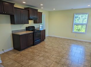 8073 River Rd, Southport, NC 28461