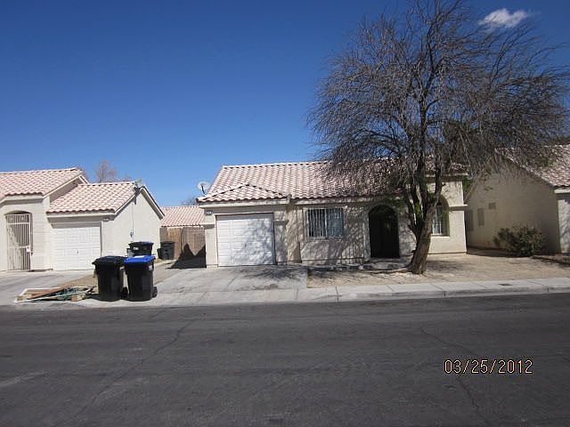 1st image of 2824 Whistling Vines Ave