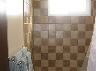 208 N 4th St, Bethpage, NY 11714