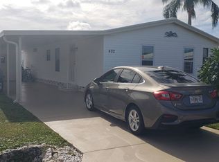 492 Laurelwood Ln, Naples, FL 34112