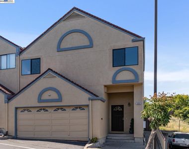 909 Appian Knoll Ct, El Sobrante, CA, 94803