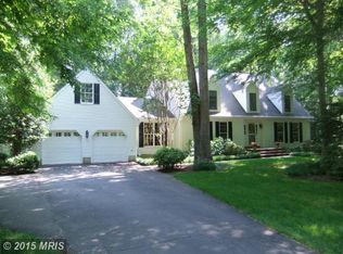 1818 Crosspointe Dr, Annapolis, MD 21401