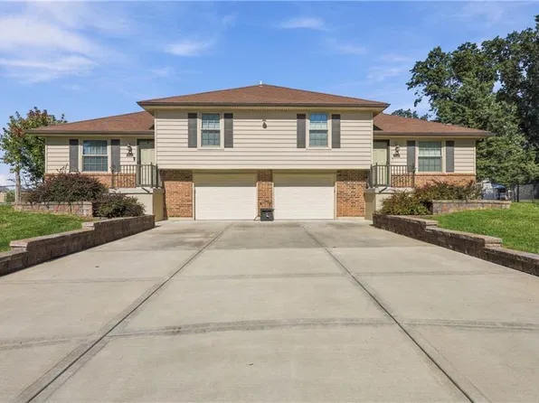 17308-17310 E 48th Street Ct S, Independence, MO 64055