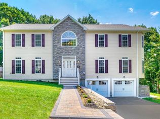 18 Grant Rd, Winchester, MA 01890