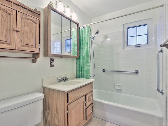 5th image of 1229 Redcliff Dr