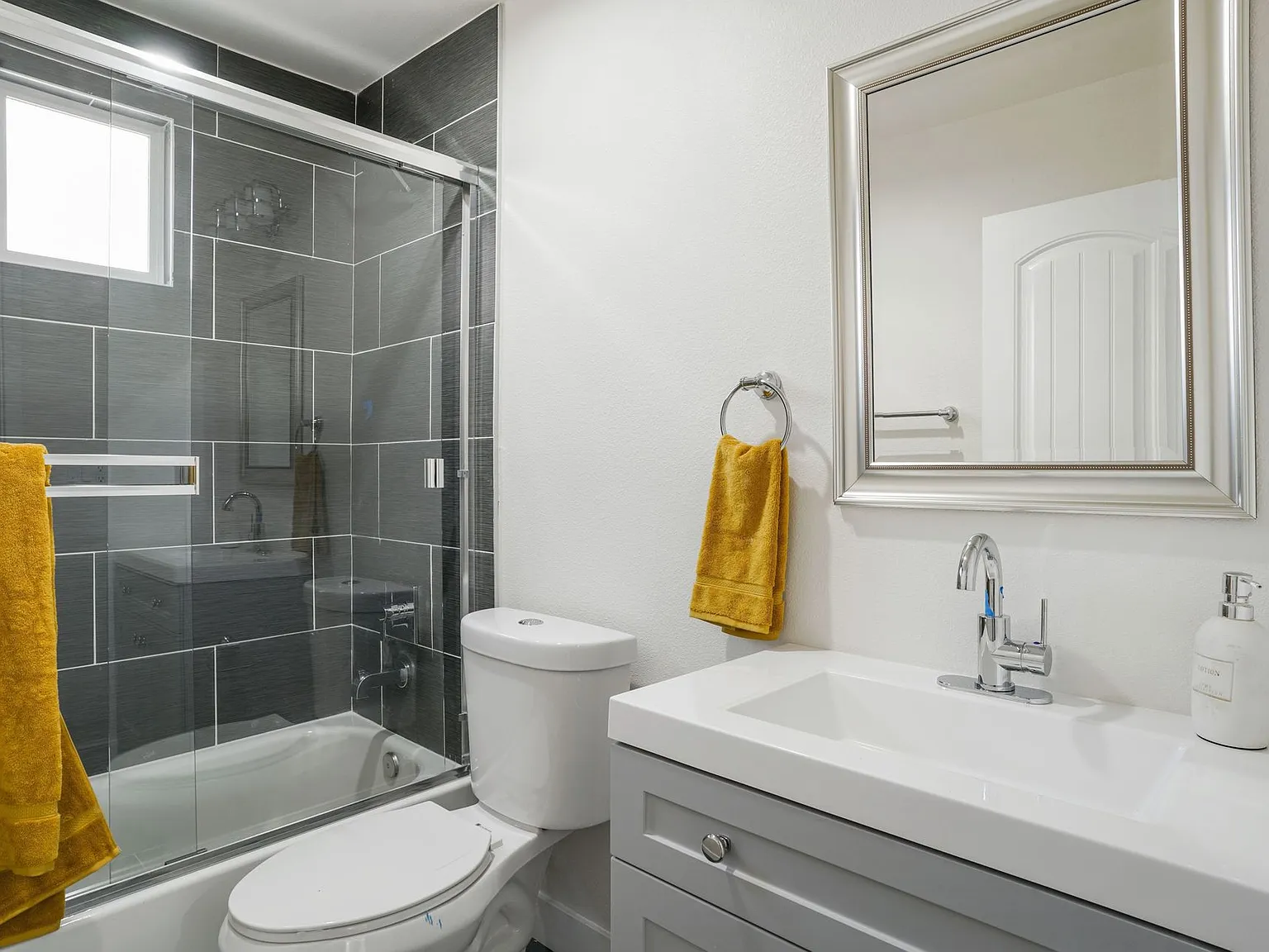 Now Leasing 1 & 2 Bedroom Apartments at 4553 Texas Street Stylish & Centrally Located — Photo 4