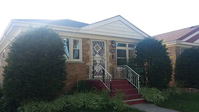 1046 30th Ave photo 1