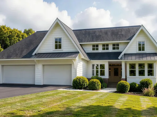 355 Margaret Cir, Wayzata, MN 55391